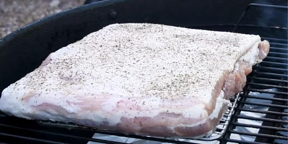 curing pork belly, smoking pork belly, making bacon, smoke pork belly in smoker (1)